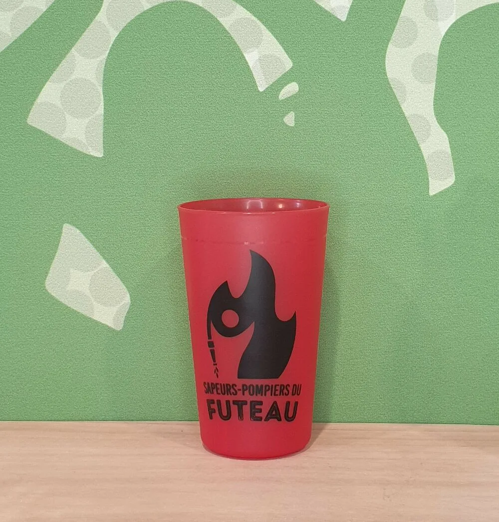 Gobelets personnalisés pour une amicale de sapeurs-pompiers